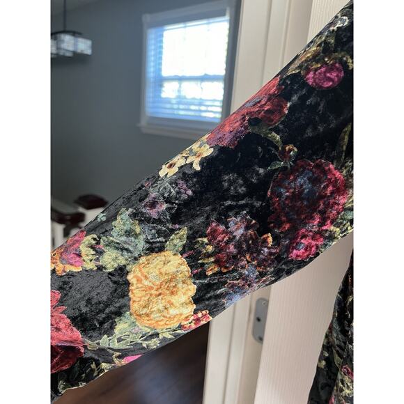 Pilcro Multicolor Floral Velvet Blouse - Picture 6 of 11